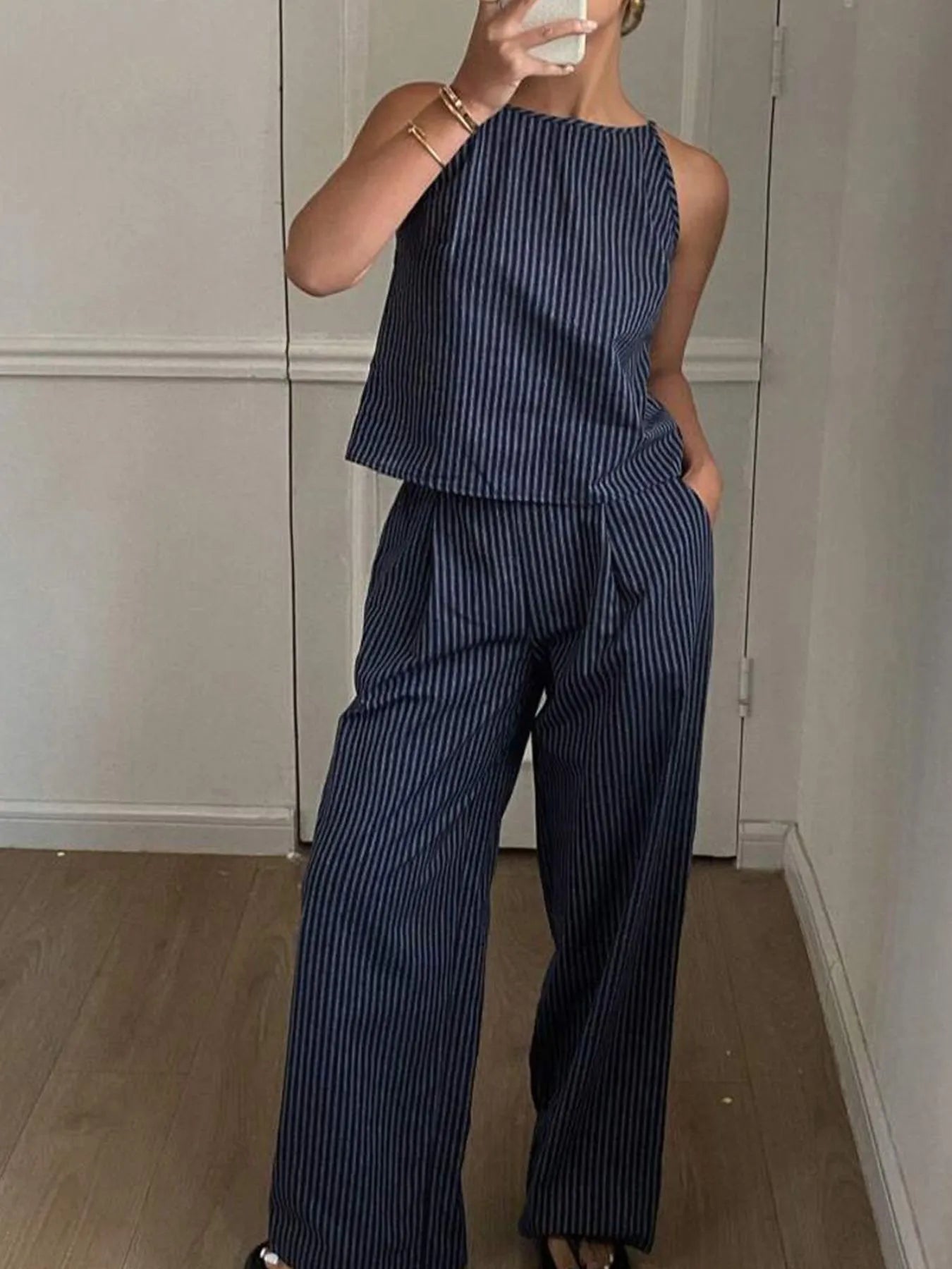 Side view of the relaxed-fit tank top and wide-leg pants set