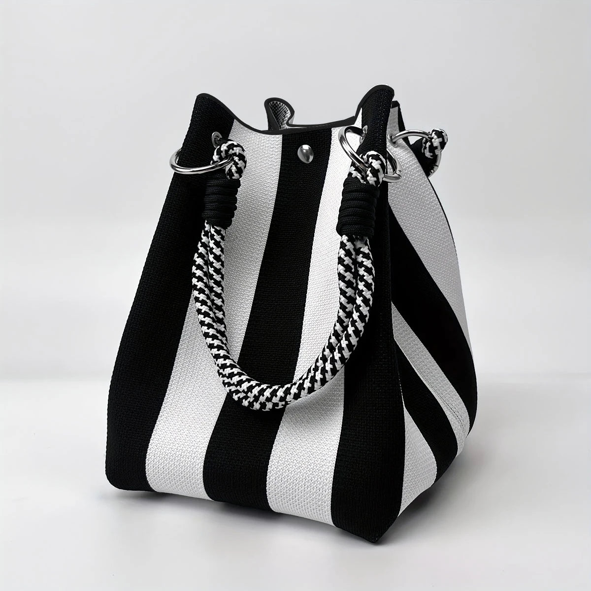 Colorblock Knitted Retro Bucket Handbag
