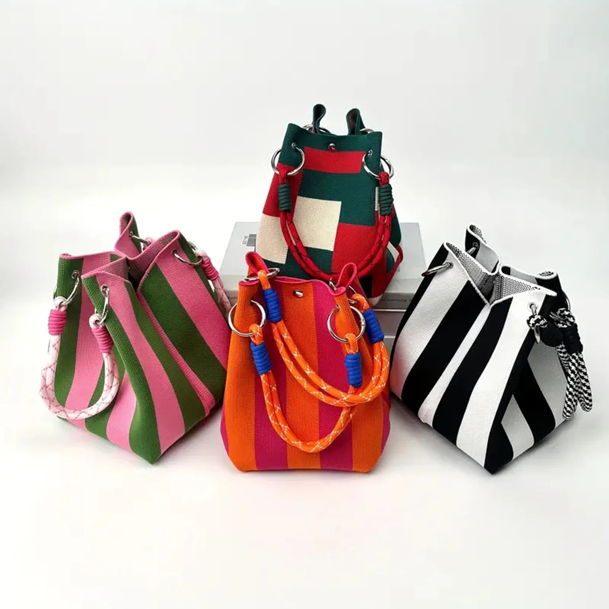 Colorblock Knitted Retro Bucket Handbag
