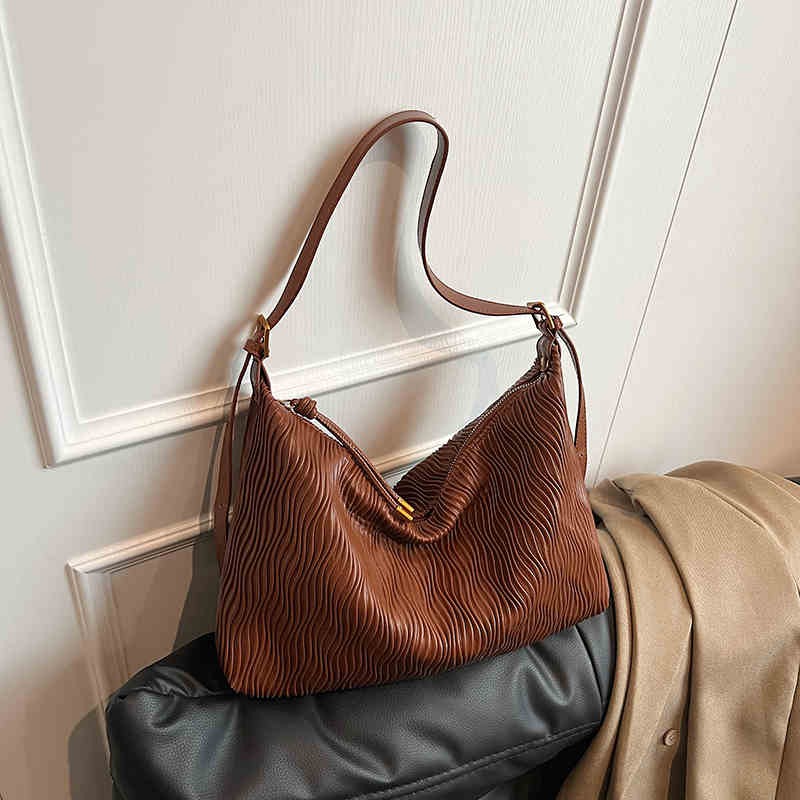#color_brown