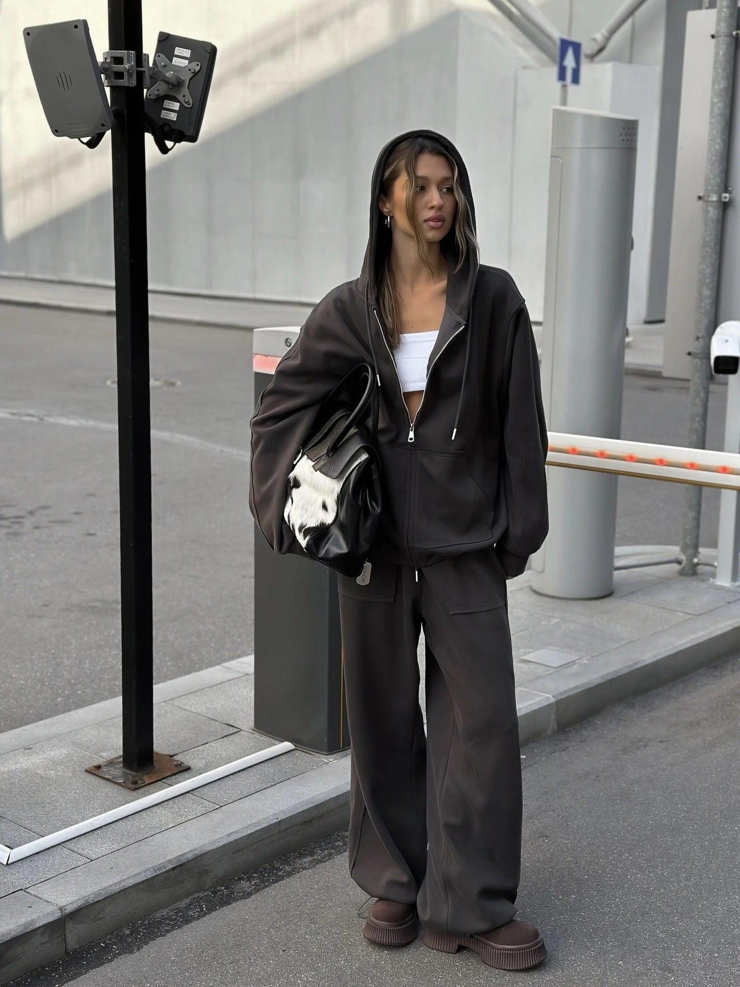 Women's Oversized Zip-Up Hoodie Jacket