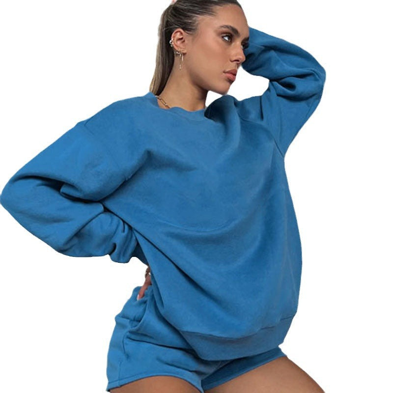 Side view of the relaxed-fit women's terry lounge set