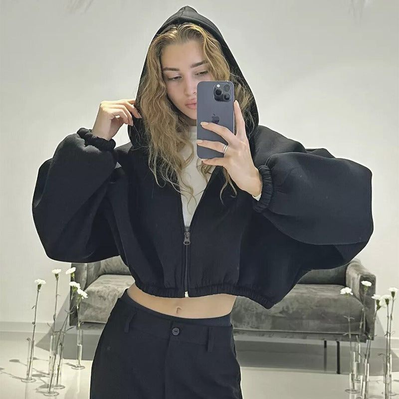 Women's hooded jacket featuring voluminous balloon sleeves