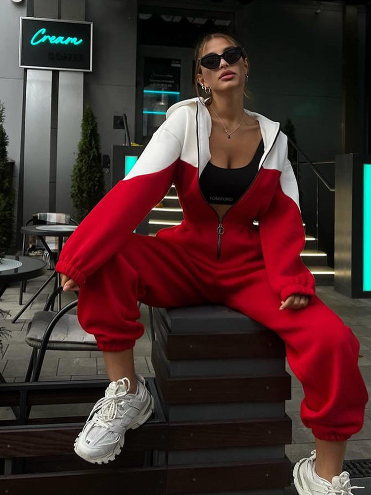 Women's relaxed-fit hoodie and pants set for casual wear