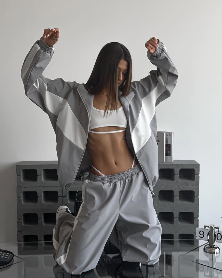 Women's Windbreaker Tracksuit Set With Wide-Leg Pants