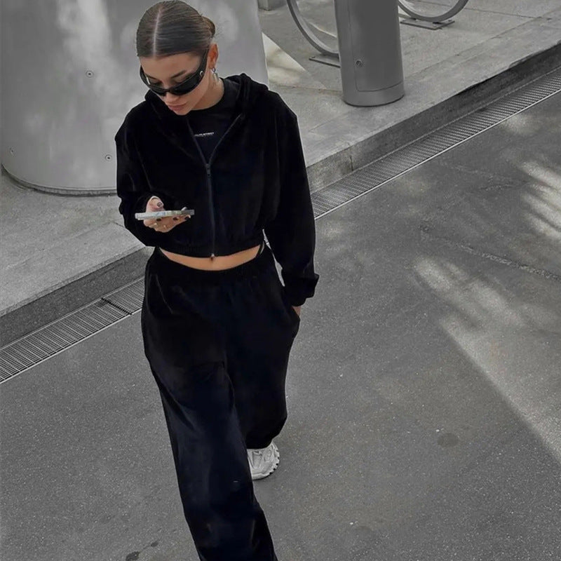 Cropped hooded jacket from a women's velvet tracksuit set