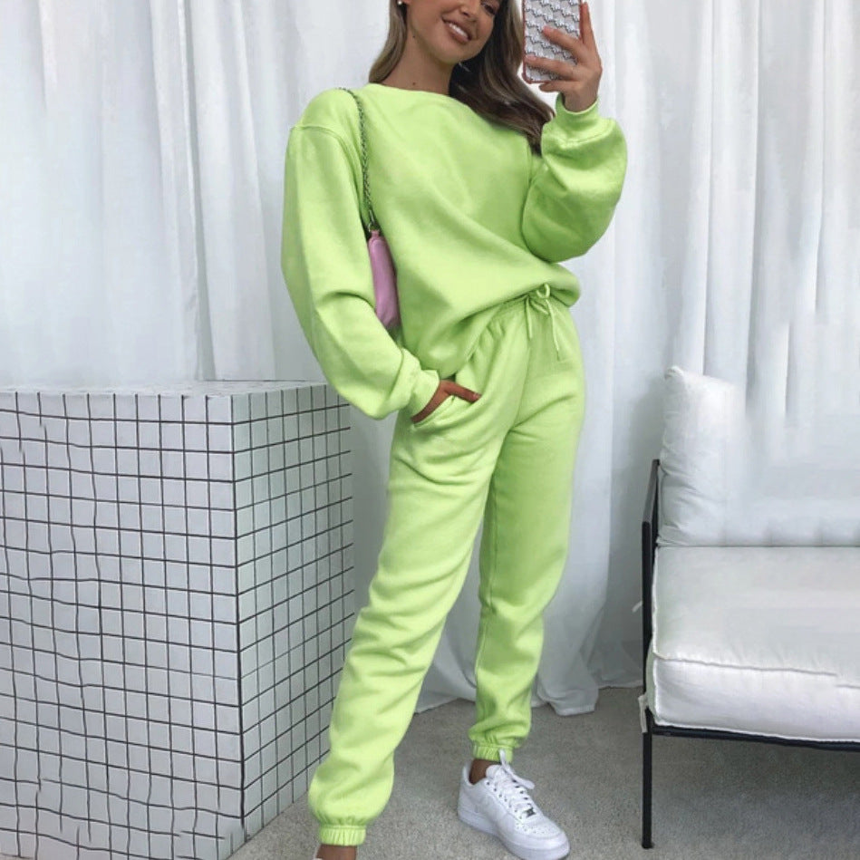 Women's Oversized Fleece Lounge Set With Sweatshirt And Joggers