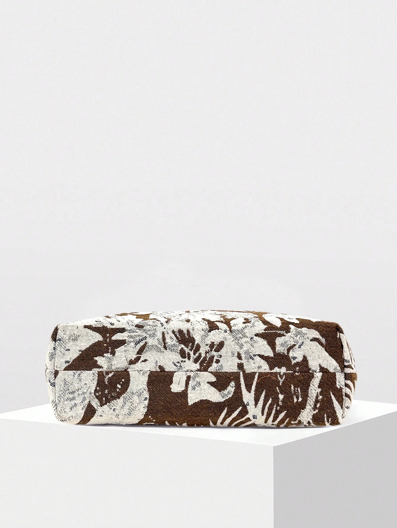 Vintage Floral Leaf Clutch Bag