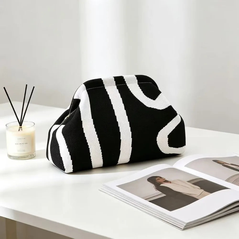 Women's Woven Clutch