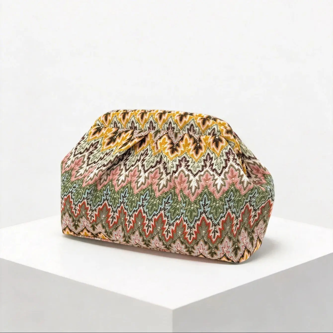 Bohemian Jacquard Knitted Clutch Bag with Pleated Cloud Design