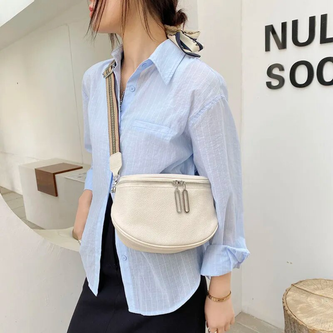 Compact Leather Saddle Bag for Everyday Essentials