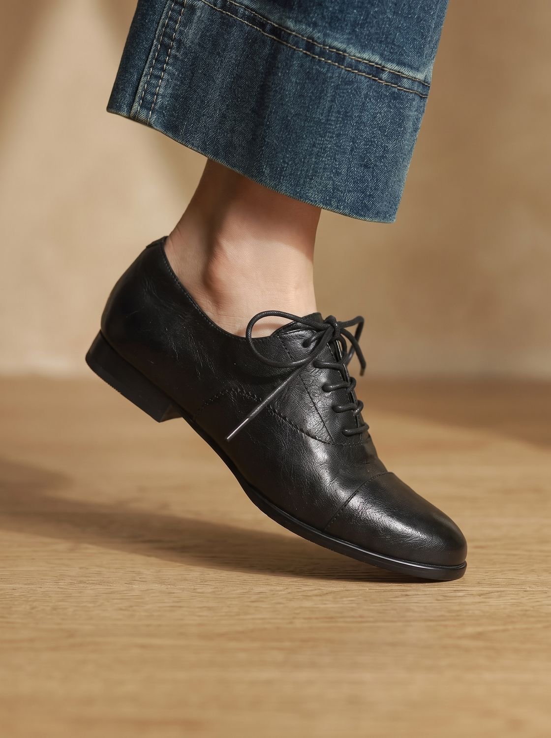 Women's Leather Oxford Lace-Up Flat Shoes