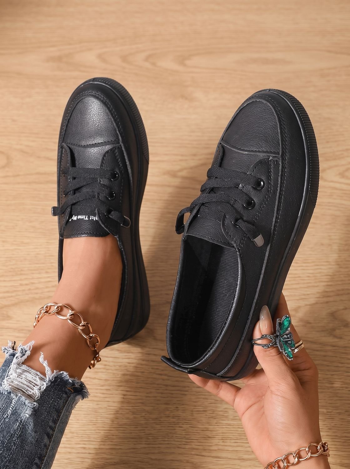 Women's Orthopedic Cushioned Lace-Up Sneakers