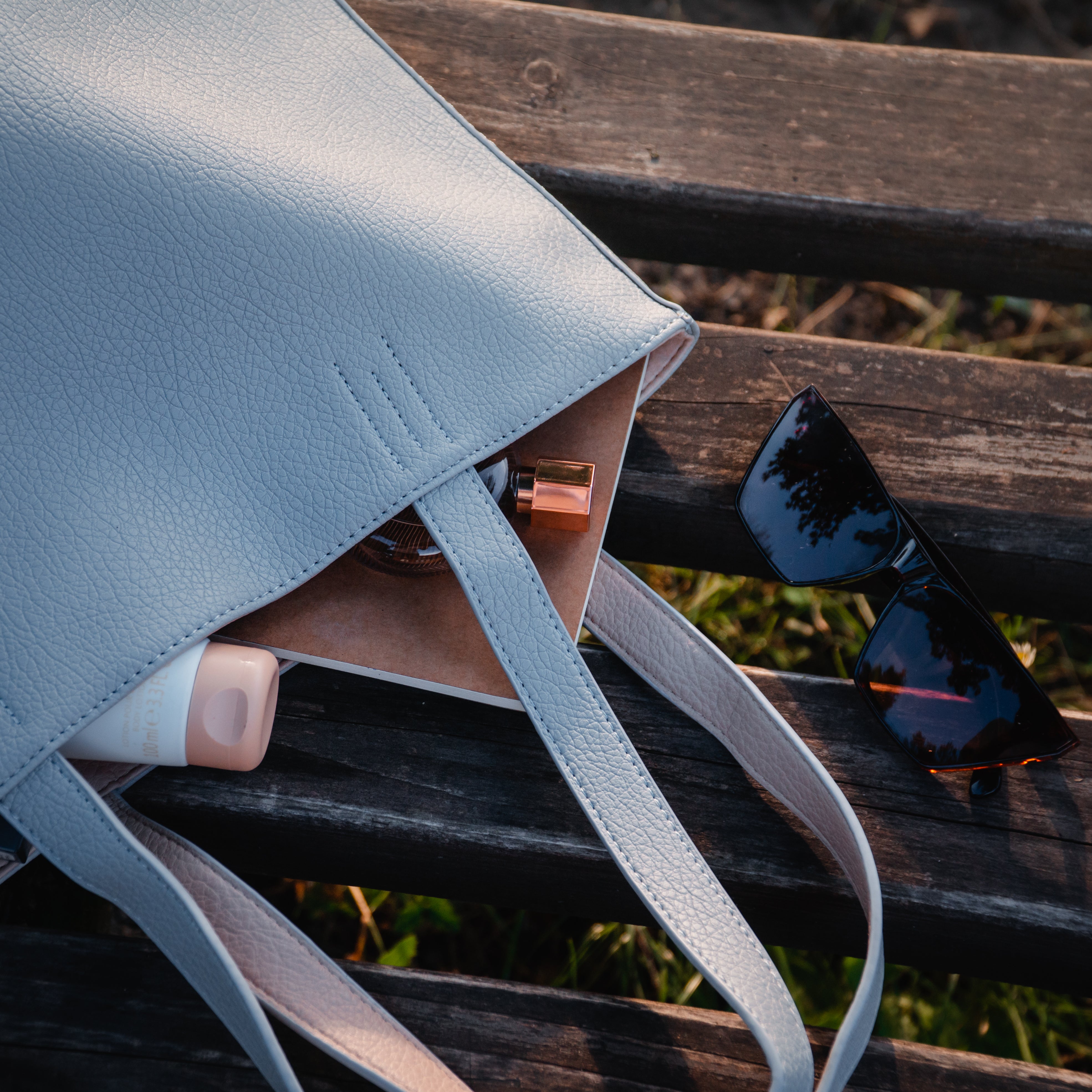 Light Gray/Beige #color_light-gray-beige