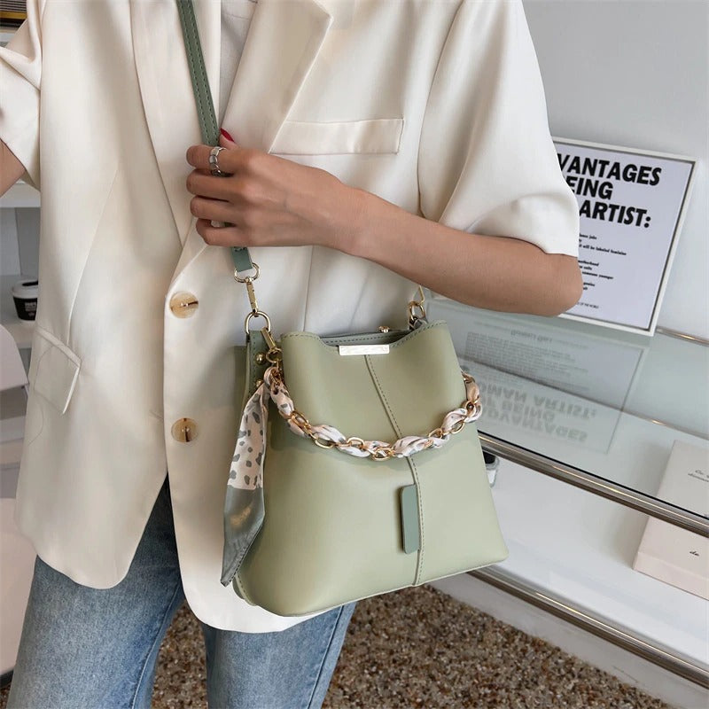 Audrey Bucket Bag – Olives