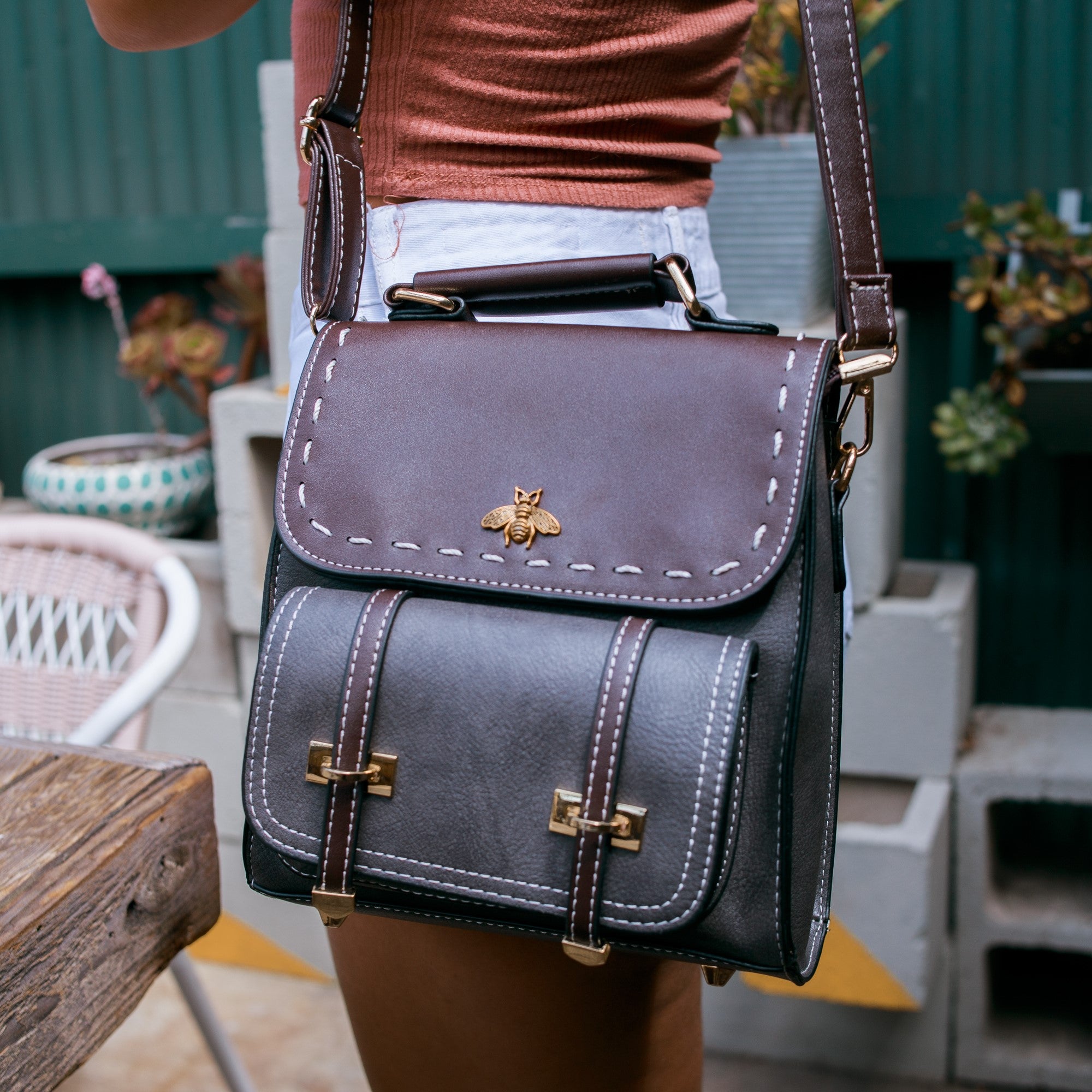 The Beetle  Unisex Leather Backpack – The Real Leather Company