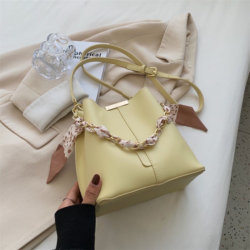 Audrey Bucket Bag – Olives